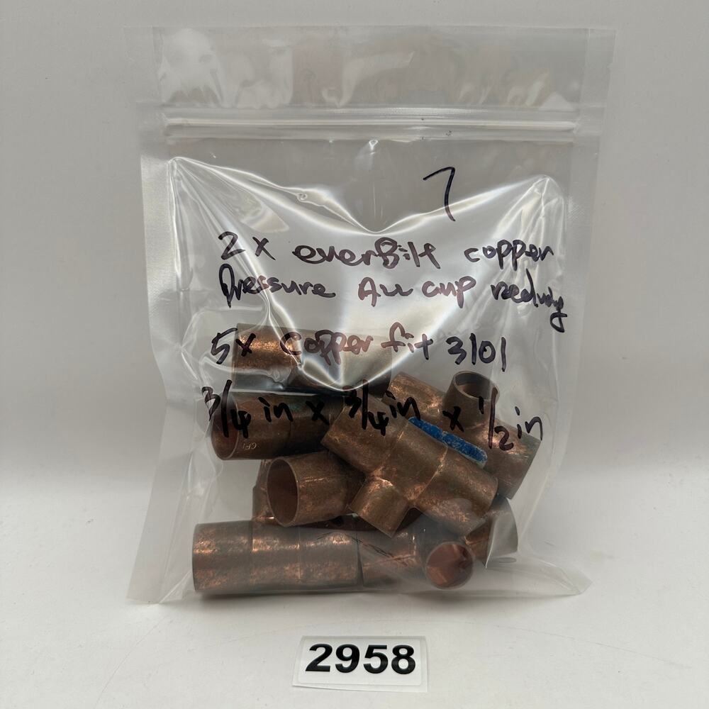 LOT OF 7 - COPPER REDUCING T-FITTING (2)3/4"X1/2"X3/4" + (5)3/4"X3/4"X1/2" MIXED